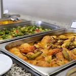 Kandelor מלון 4*