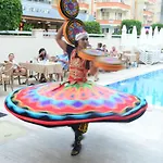 Kandelor מלון