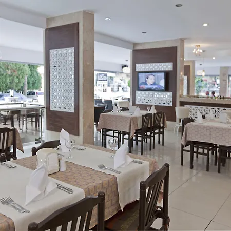 坎德洛尔酒店 酒店 4*