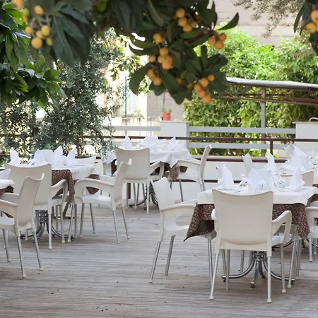 Hotell Kandelor 4*