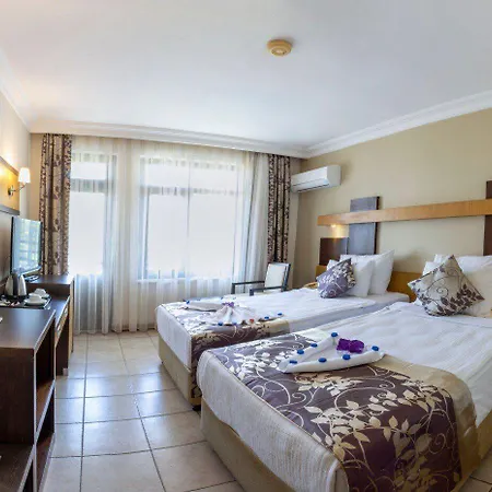 Hotel Kandelor 4*