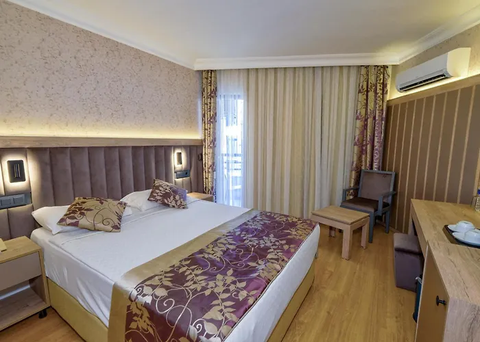Kandelor Hotell Alanya