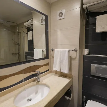 Kandelor Otel 4*