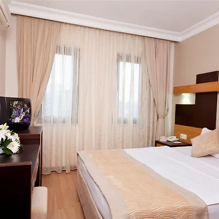 Otel Kandelor