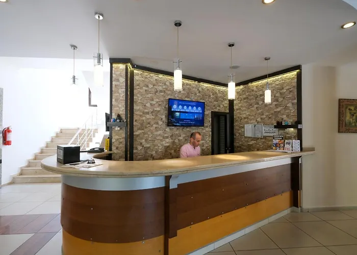 酒店 坎德洛尔酒店 阿拉尼亚